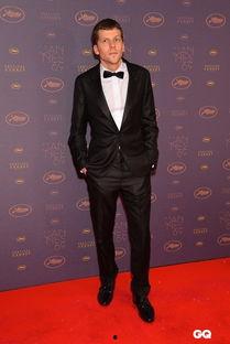 男明星的礼服,男明星礼服风采大盘点