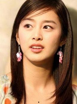 明星人女,从青涩校园到闪耀舞台