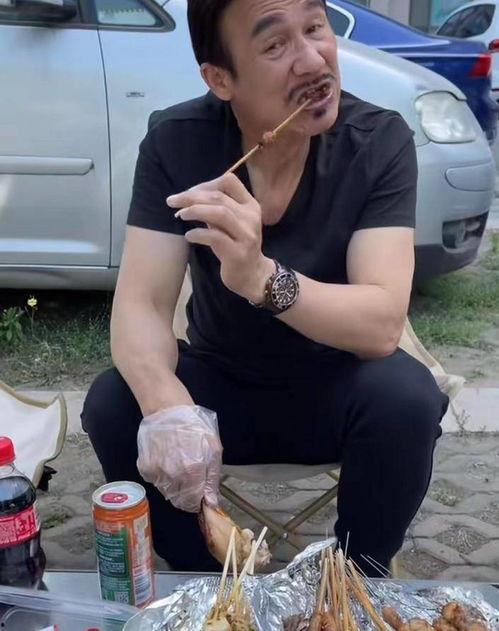 哪个明星去淄博烧烤了