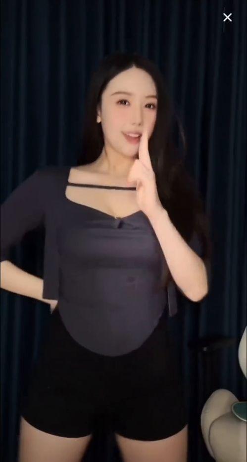 头条相声姐是谁,揭秘“头条相声姐”的传奇人生